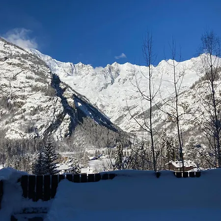 Apartamento L'atelier Du Temps - Vue Des Alpes Courmayeur