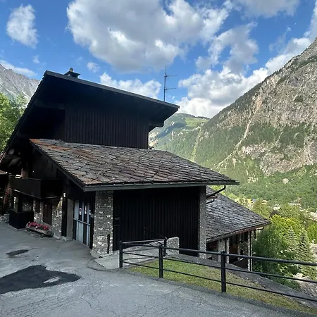 L'atelier Du Temps - Vue Des Alpes Appartement